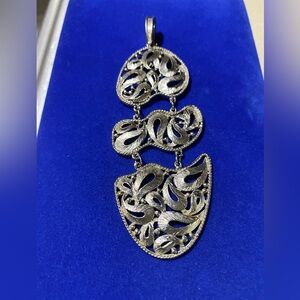 Vintage Silver Tone Pendant